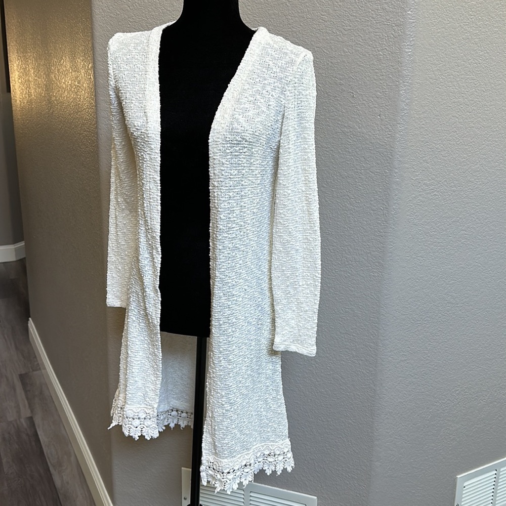 Heart n Crush Sweater Size Medium - Picture 2 of 5